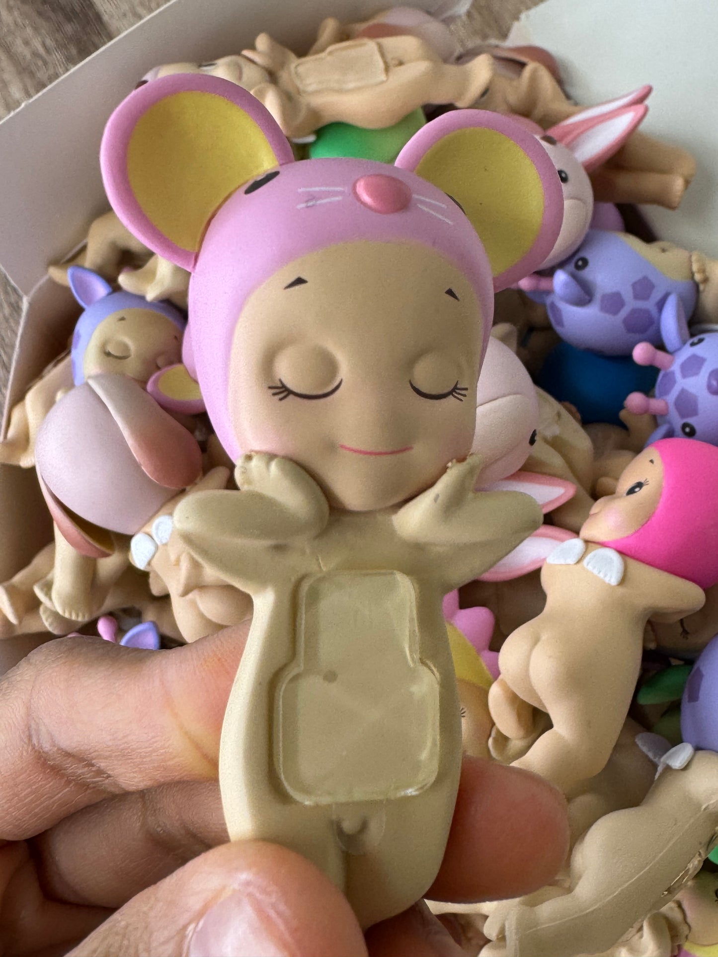 [RANDOM!] Flawed Doll — Series Will Vary